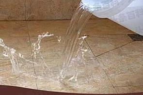 永胜漏水维修 免砸砖防水材料该如何施工